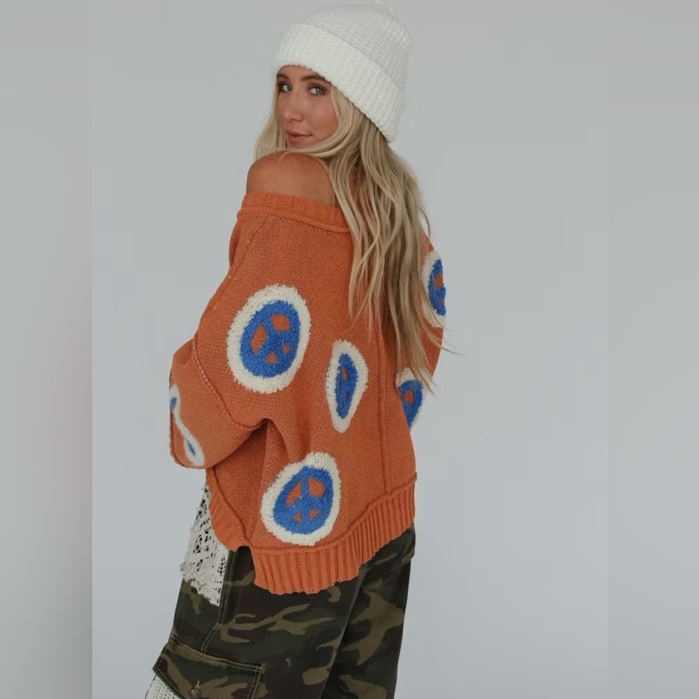 Three Bird Nest • Orange & Blue Chenille Peace Sign V Neck Sweater • Oversized - Picture 4 of 10